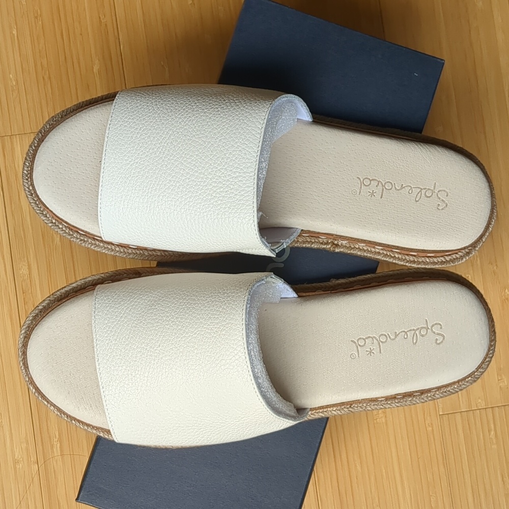 SPLENDID IVORY SANDALS - 9M